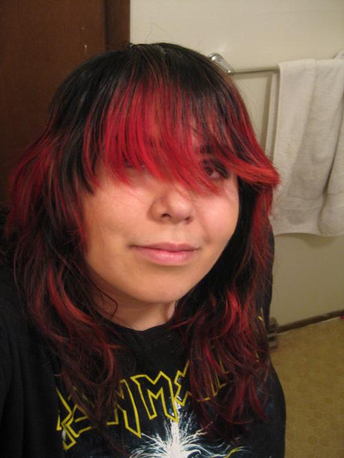 <img500*666:stuff/Me_as_of_2-2-13_after_dying_my_hair.jpg>
