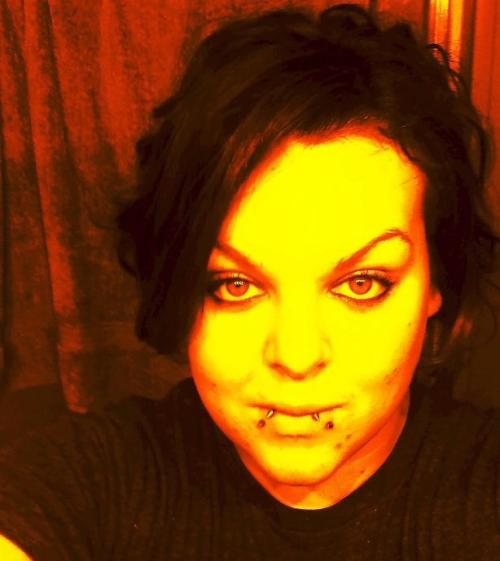 <img500*561:stuff/The_demon_inside_shows_for_all_to_see...still_love.jpg>