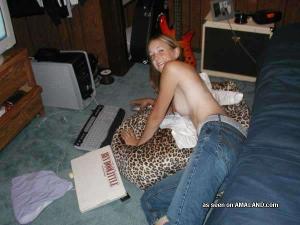 <img300*0:stuff/z/148/Amaland_collection-of-naked-girls-cumshot-blowjobs/147aRqT.jpg>
